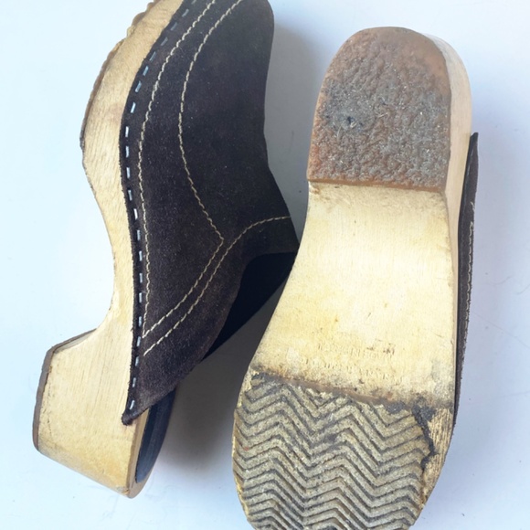 Wooden clogs size 7 women's - Picture 3 of 3